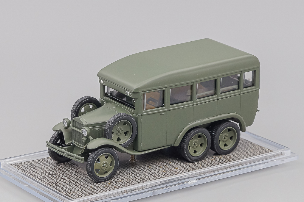 1:43 Горький 05-163\164 радиостанция, хаки - K037-6