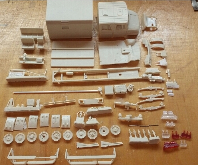 1:43 Сборная модель ЗИЛ Бычок 4х4 (сдвоенная кабина) с КУНГом