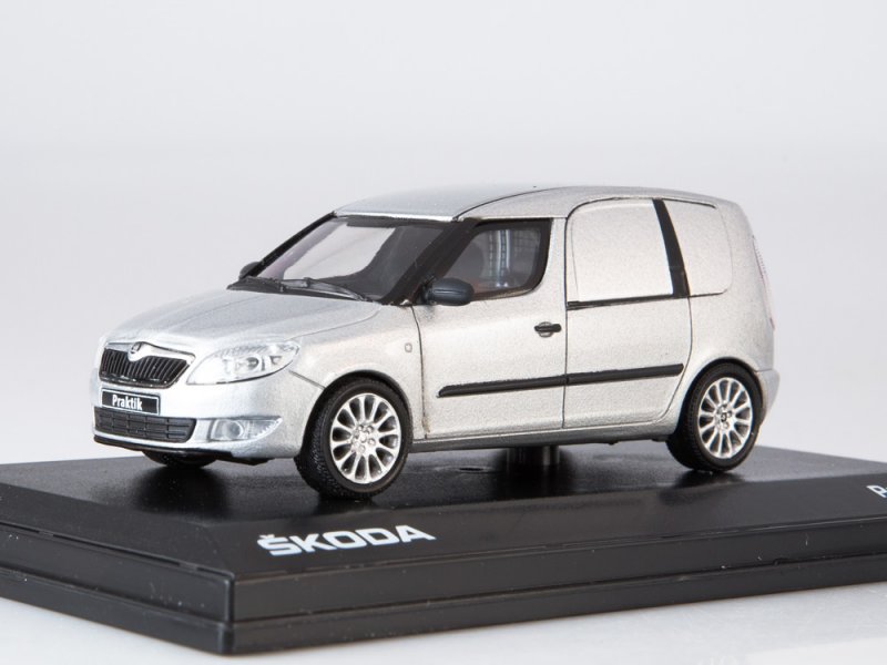 1:43 SKODA Praktik - 006AB