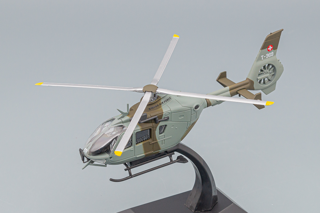 1:72 EUROCOPTER EC635 из серии Военные Вертолеты - V_VERT007