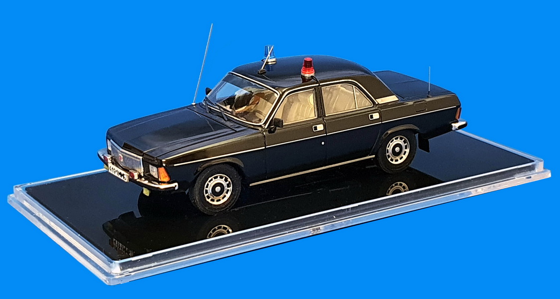 1:43 Горький 31013 «Волга» 1991 кортеж президента РСФСР Б.Н. Ельцина - ICV225C