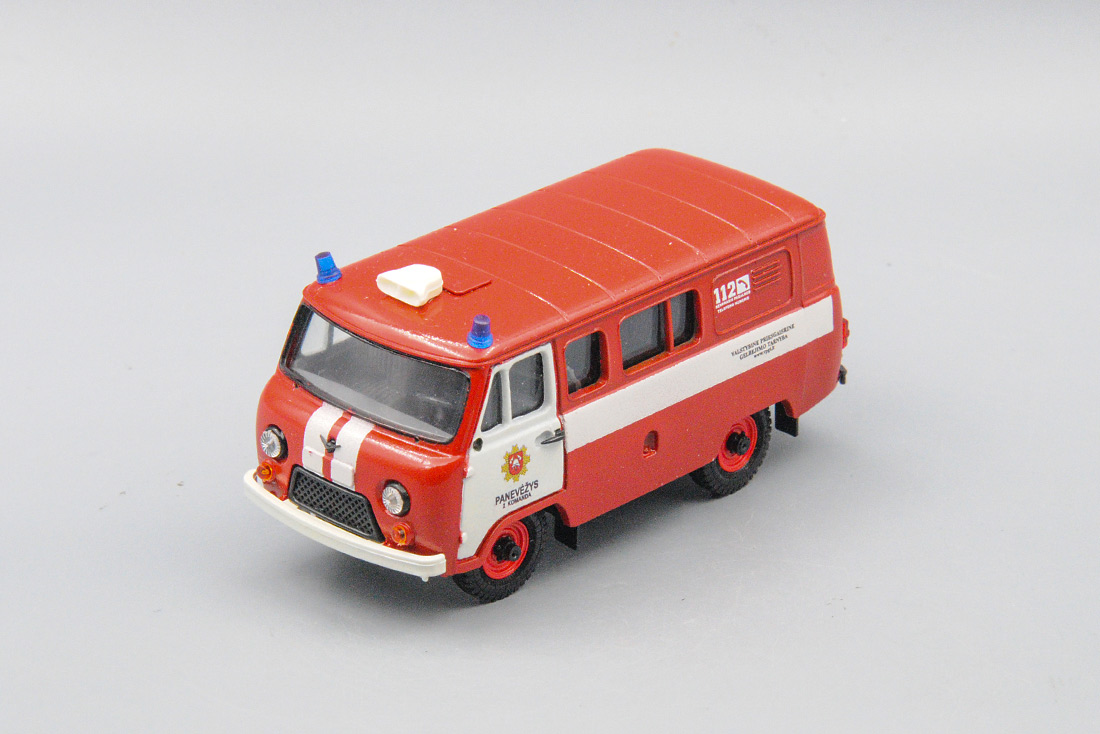 1:43 УАЗ-39099 Пожарный (Литва) - RG072