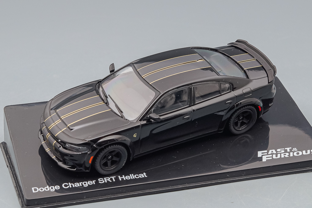 1:43 DODGE Charger SRT Hellcat (2020) из серии Fast & Furious / Форсаж - M4069-18