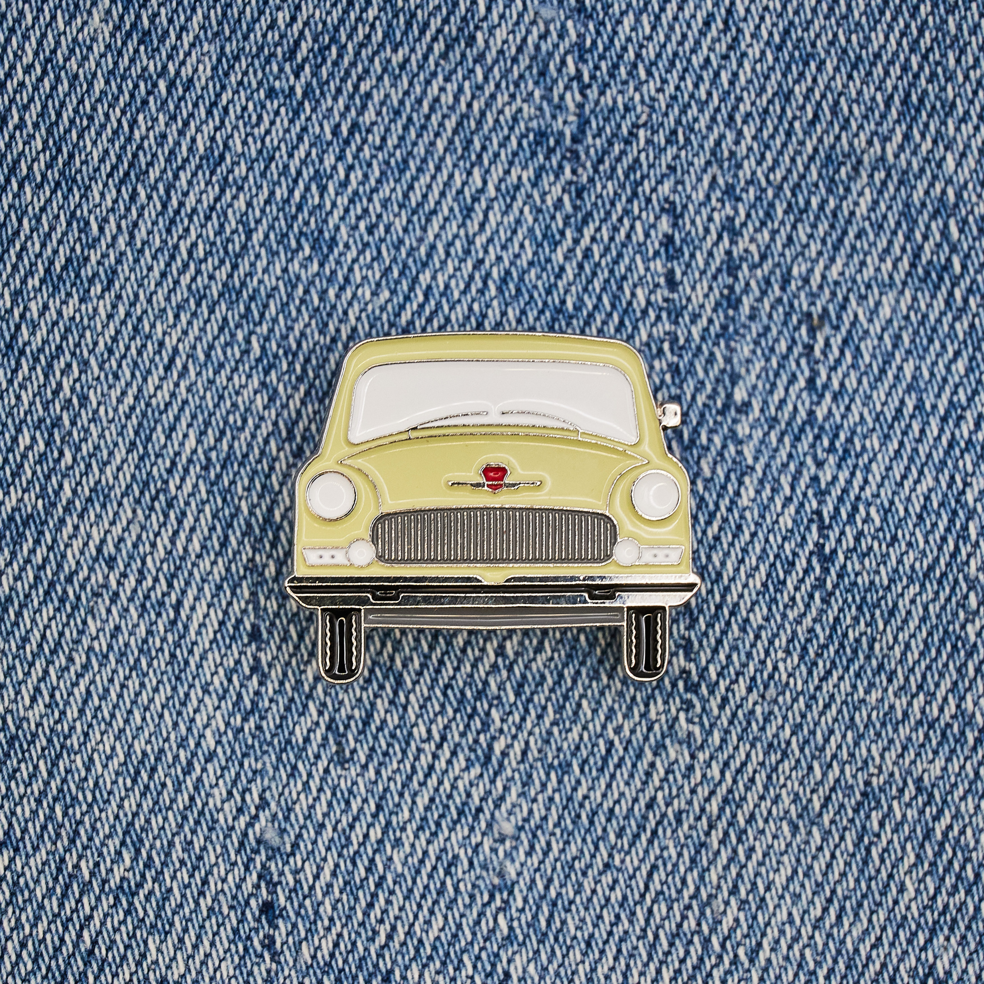 Значок '21', бежевый - TAG073