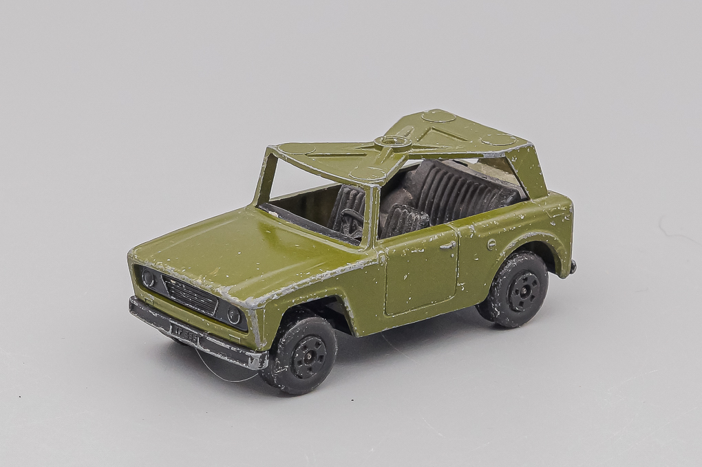 1:64 Field Car, Olive Green - 018-X1