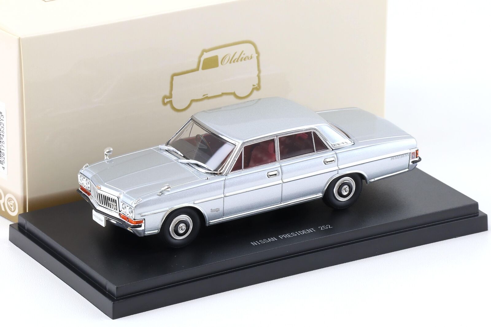 1:43 NISSAN President 252, серебристый - 45307