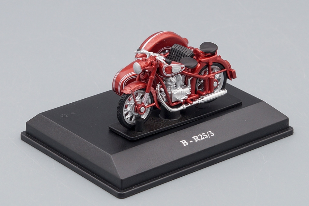 1:43 BMW R25/3 motorcycle with sidecar, red-burgundy - 4-91942