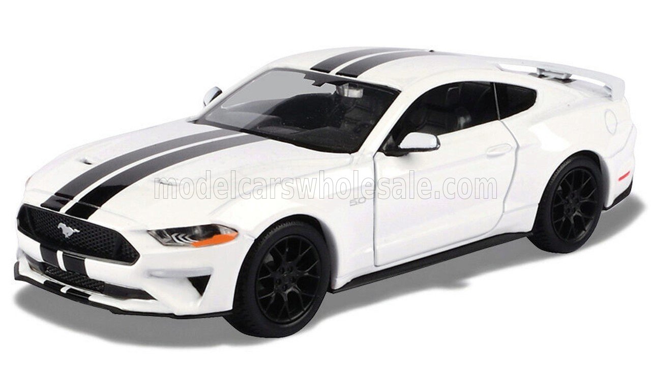 1:24 FORD Mustang Gt Coupe (2018), White Black - 79352W