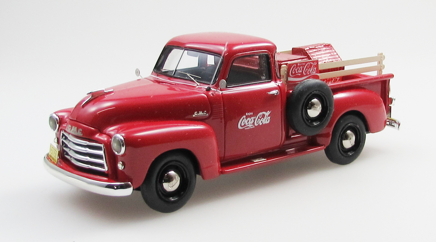 1:43 GMC Series 100 5-Window pickup Coca Cola (1951), red - EMUS430109B