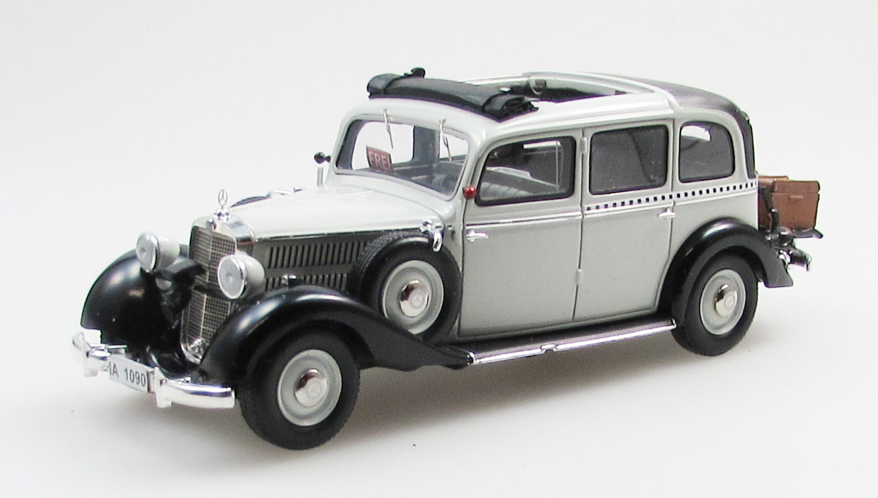 1:43 MERCEDES-BENZ 260D W138 Pullman landaulet Berlin taxi (1936-1941), black/grey - EMGEMB43001F