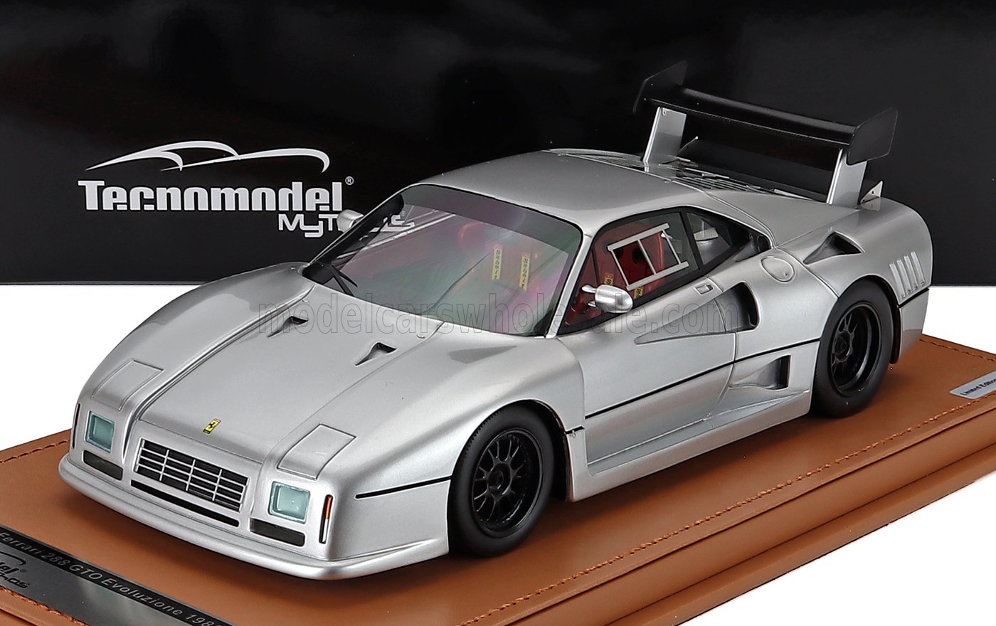 1:18 FERRARI 288 Gto Evoluzione (1985) - Black Wheels, Nurburgring Silver - TM18-361F