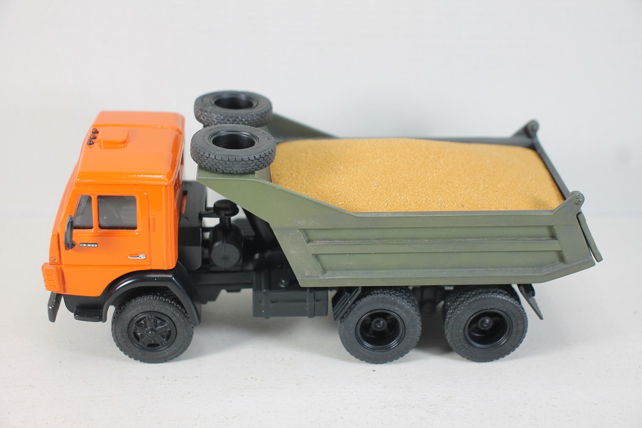 1:43 Груз для Камский-55111 (Элекон) песок (жёлтая тема) - GK121