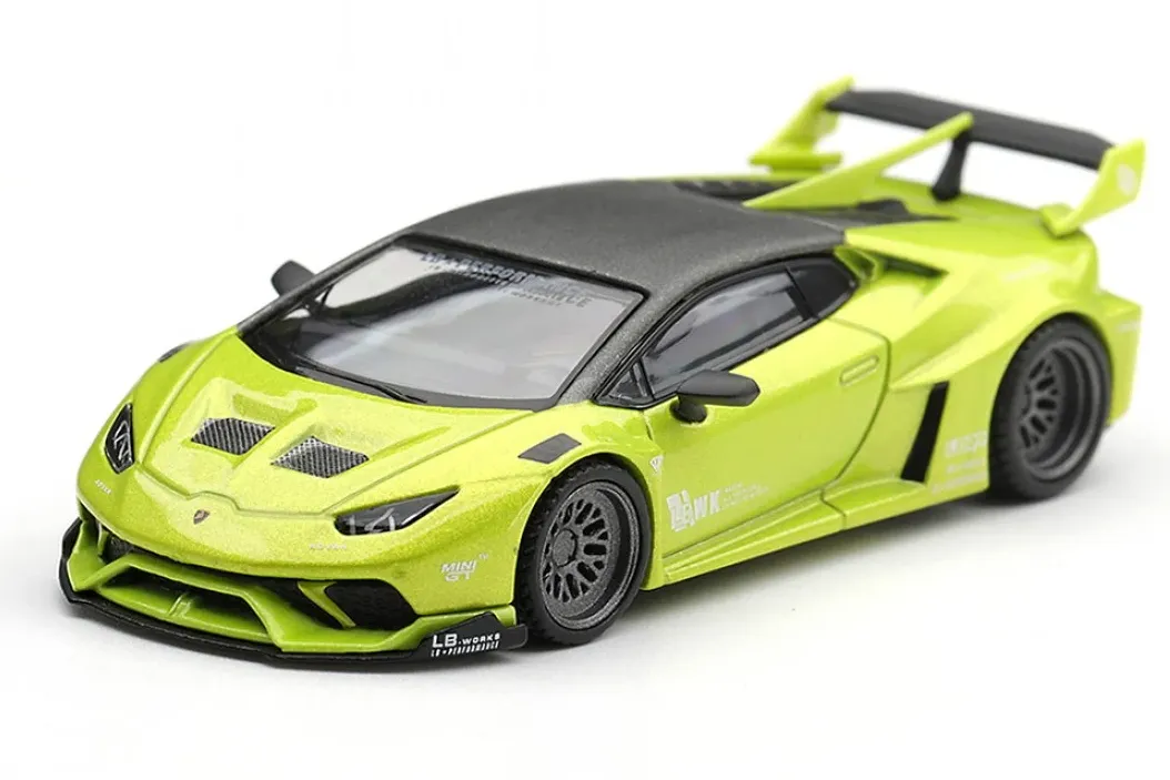 1:64 LAMBORGHINI Huracan LB-Works LHD (2023), lime metallic - MGT01377-L