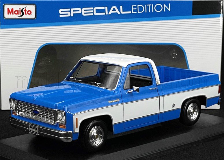 1:18 CHEVROLET C-10 Pick-up Cheyenne Super (1974), Blue White - 31467BLUE