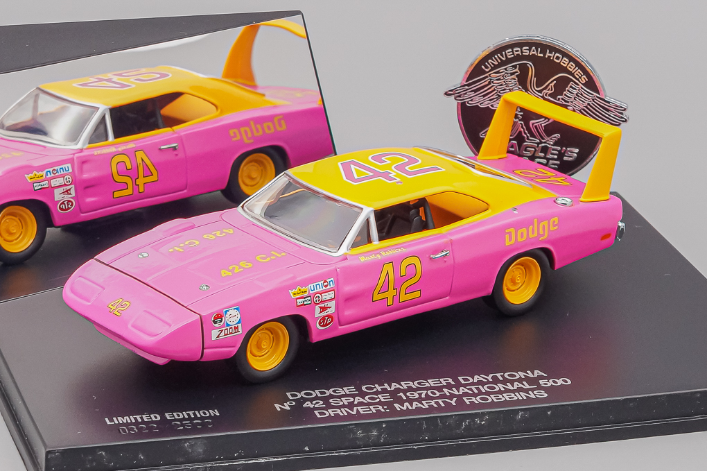 1:43 DODGE Charger Daytona (1970) Racing Car, pink / orange - 1416-X2