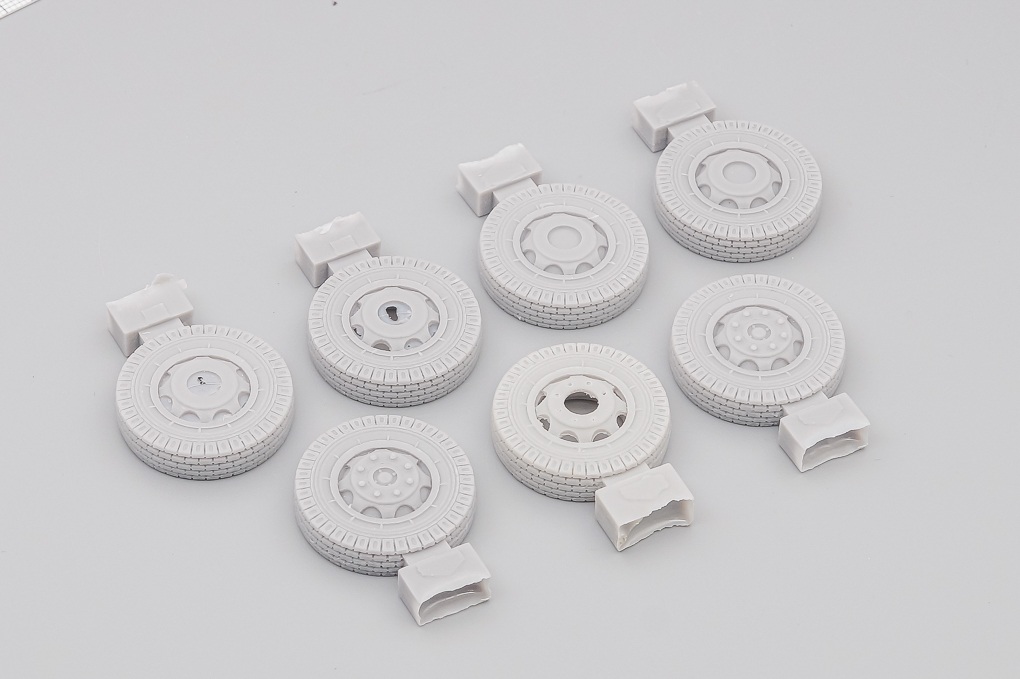 1:35 Комплект колес ЗИS 150/164 (RIM) - BM35111