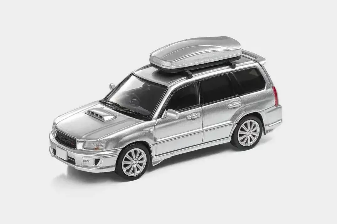 1:64 SUBARU Forester STI Version with rooftop cargo, silver - MM64-SG9-004