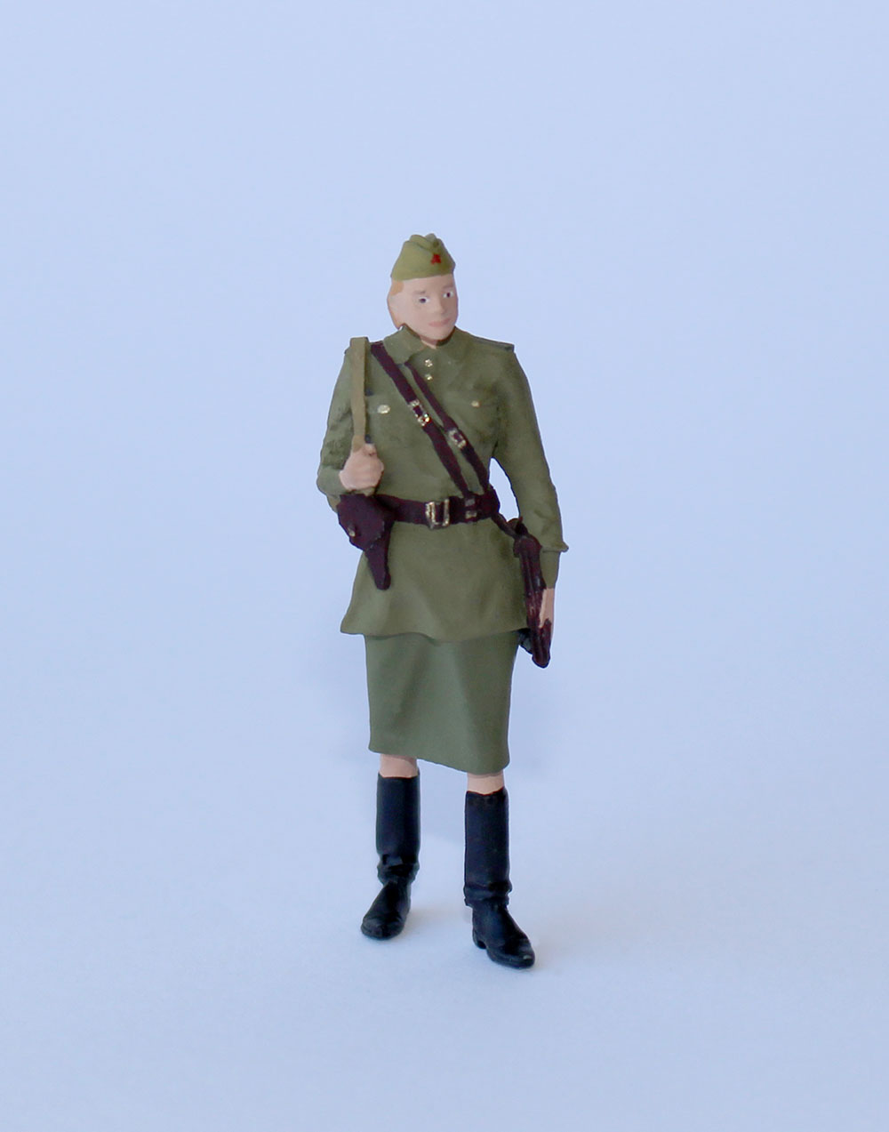 1:43 Фигурка Комиссарша в полевой форме - 43F37A