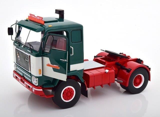 1:18 седельный тягач VOLVO F88 'Bilspedition' 1971 Green/White/Red - MCG18139