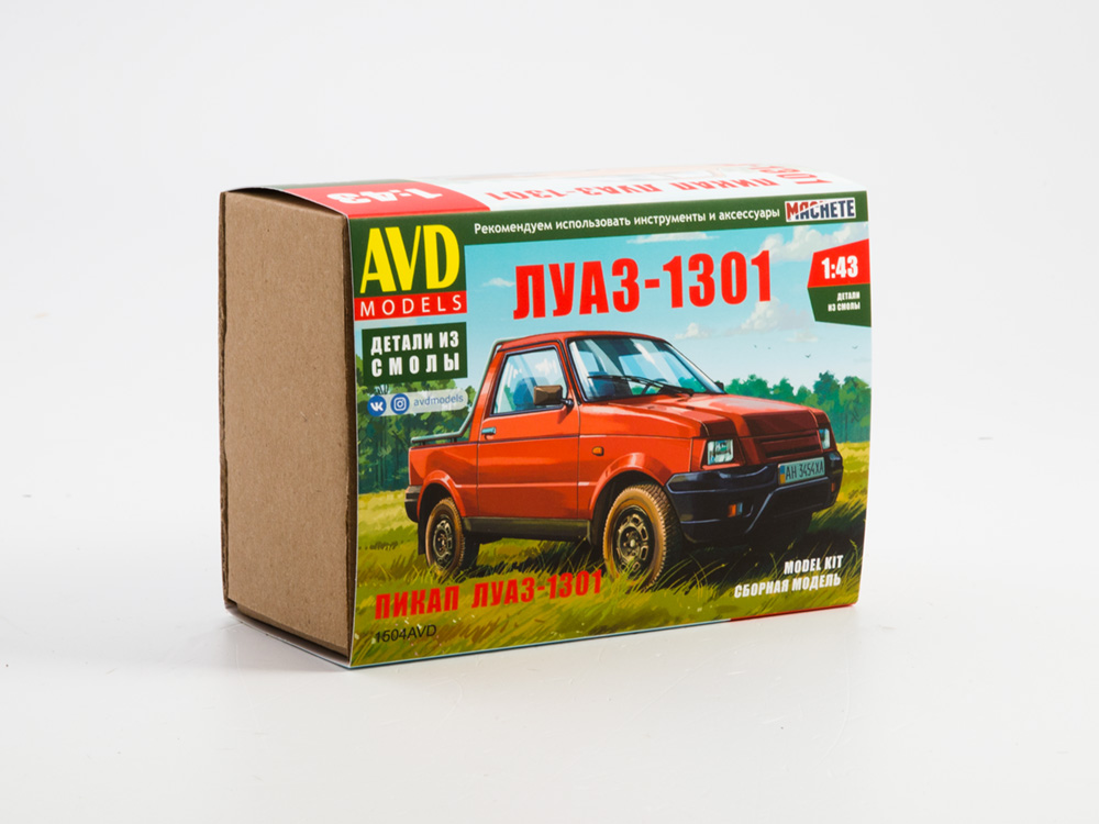 1:43 Сборная модель ЛУАЗ-1301 - 1504AVD