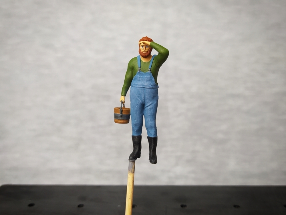 1:43 Фигура Фермер, окрашенная - MMAN015