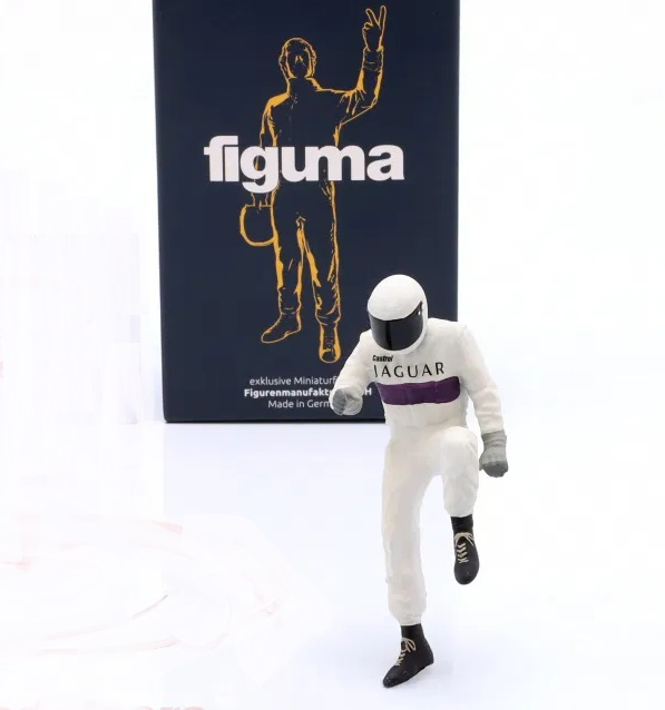 1:18 Фигурка гонщика Jaguar XTR - AE180227