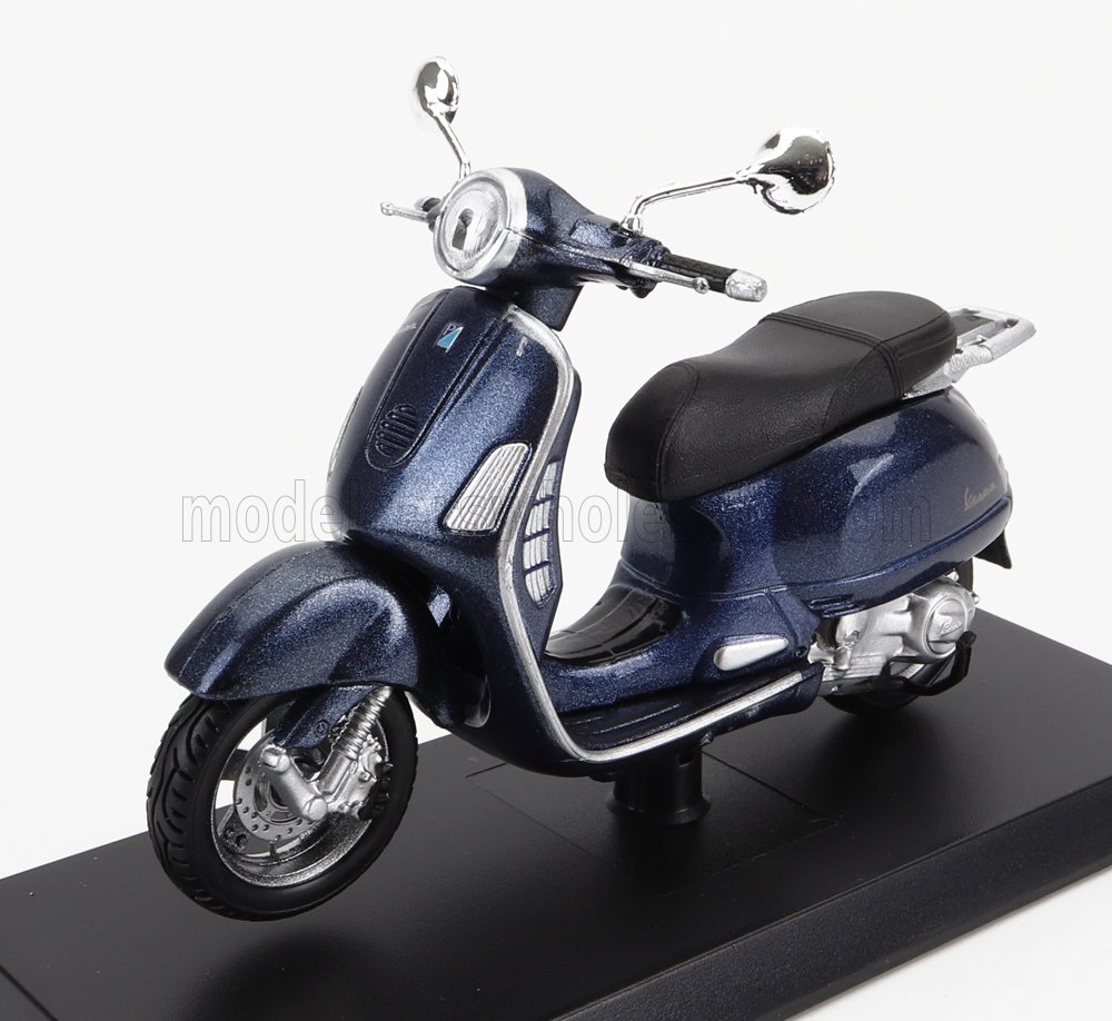 1:18 PIAGGIO Vespa 200 Granturismo (2003), Blue - ALA1011