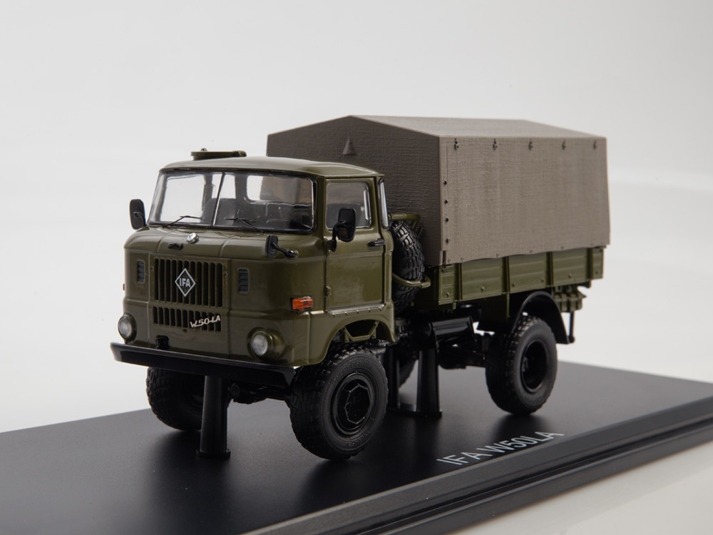 1:43 IFA W50LA 4x4 бортовой с тентом, хаки - SSM1467