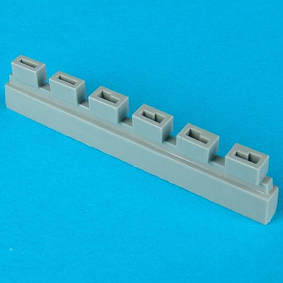 1:48 Конверсионный набор для Spitfire Mk. IX Empty shell case chute - QB48 075