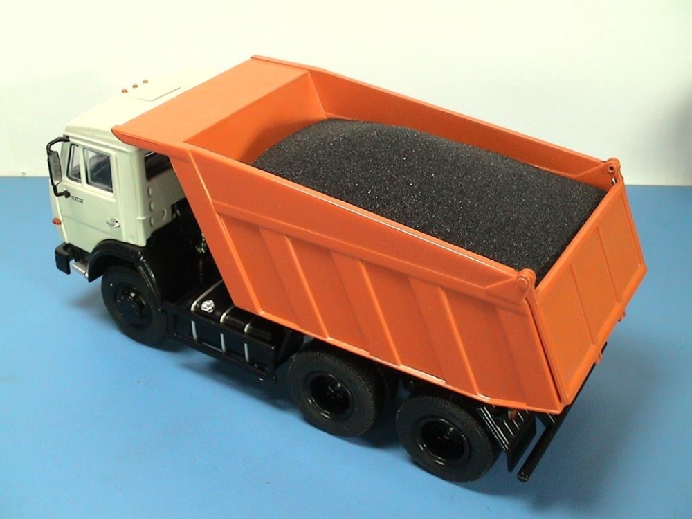 1:43 Груз в кузов Асфальт для Камский 65115 - GK003