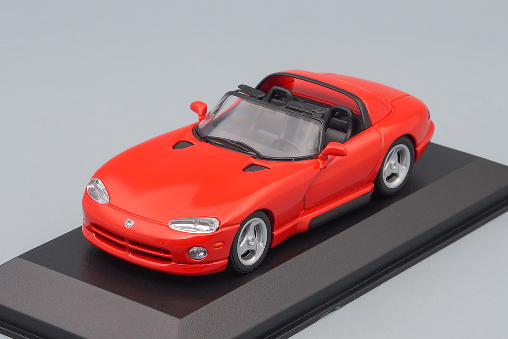 1:43 DODGE VIPER ROADSTER - 1993 - RED - 940144030