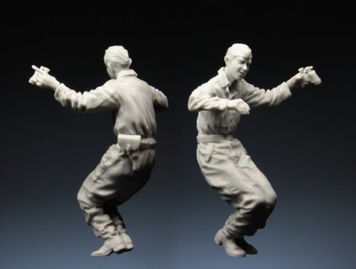 1:35 Сборная модель Фигура Командир танка СС - 3591