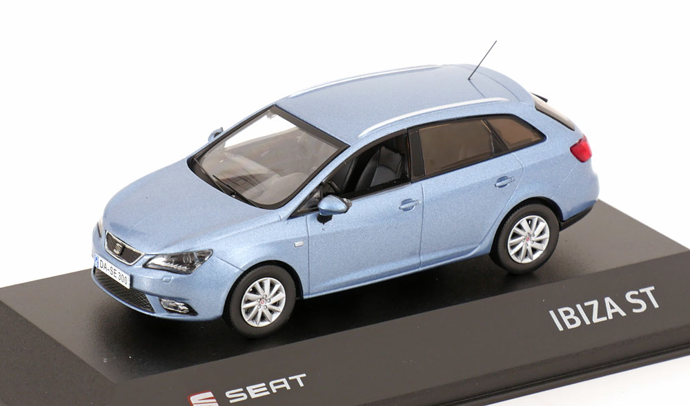 1:43 SEAT Ibiza ST estate (2013), light blue-metallic - 58491