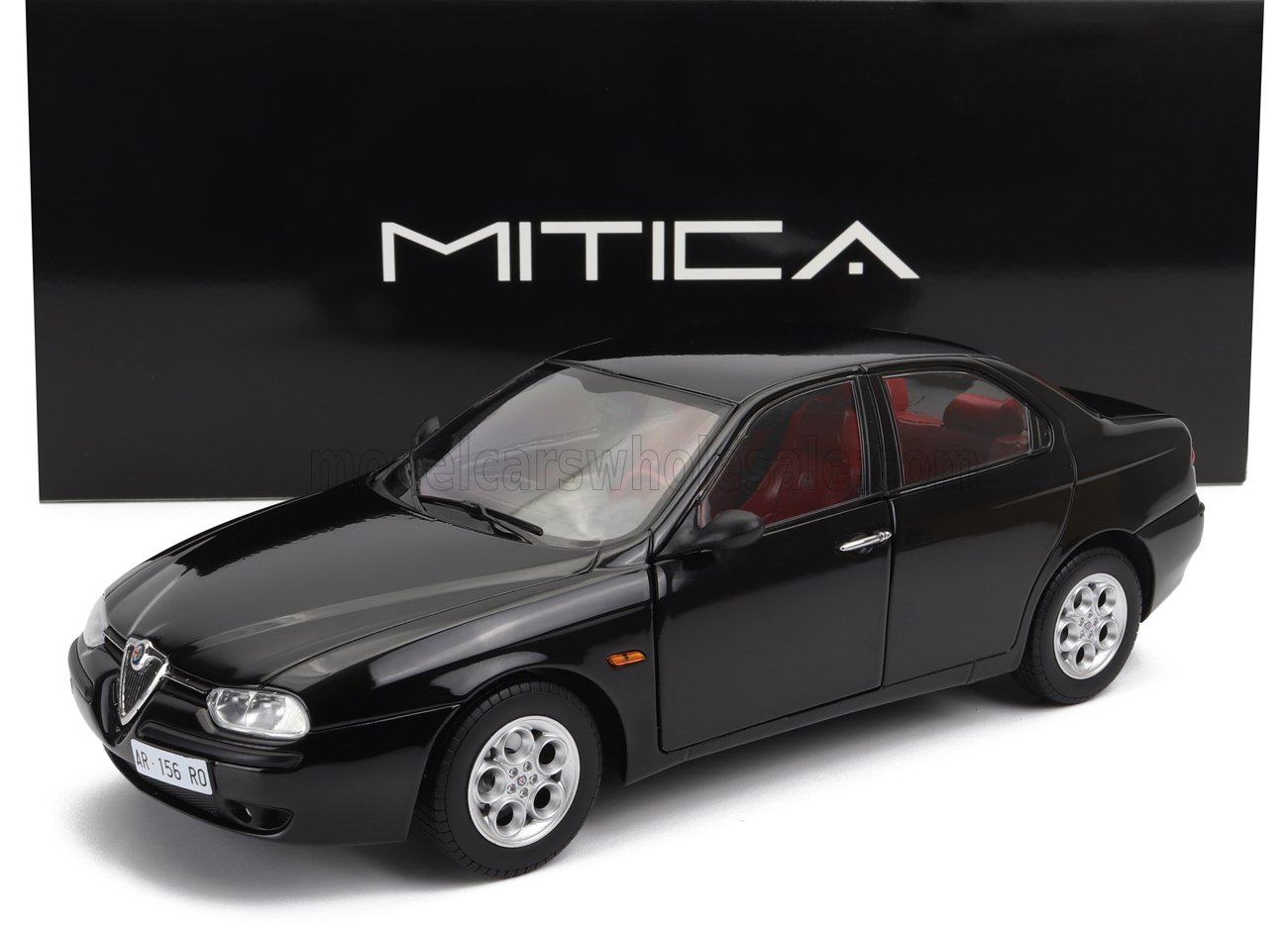 1:18 ALFA ROMEO 156 2.5 V6 24v (1997) – Red Interior, Black 601 Nero - 200053-D