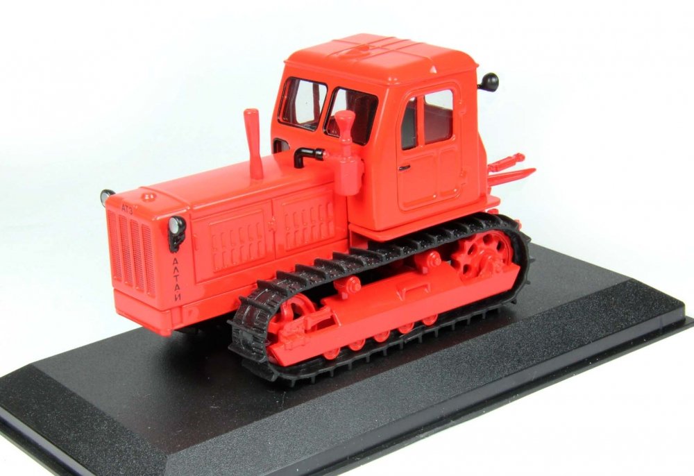 1:43 Т-4А, Тракторы 17, красный - TRC017