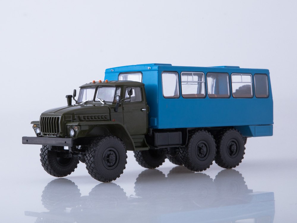 1:43 Вахтовый автобус НЕФАЗ-42112 (4320), хаки/синий - 101425.ва