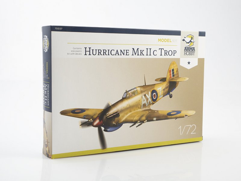 1:72 Сборная модель Hurricane Mk IIc Trop Model Kit - AH70037