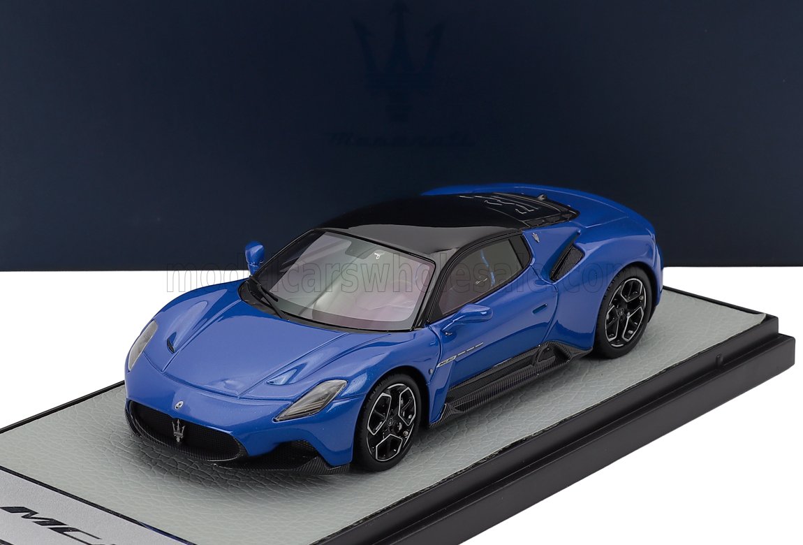 1:43 MASERATI Mc20 Gloss Black Roof (2020), Blue Infinito - Blue Met Black - BBRC251EMAS