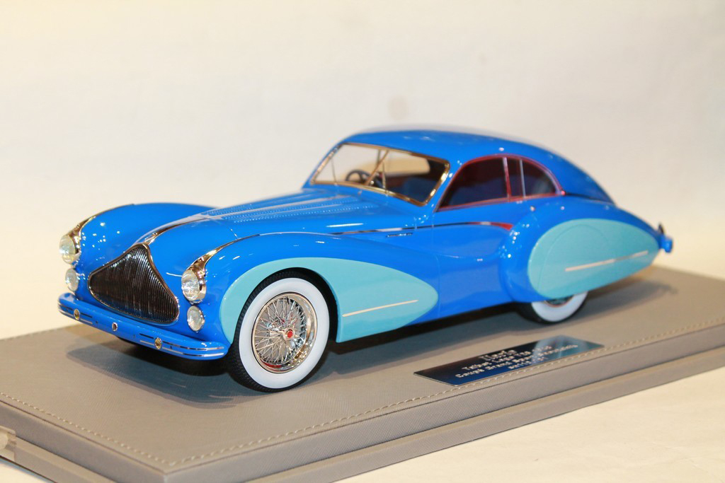 1:18 Talbot-Lago T26 Grand Sport Coupé Saoutchik sn110101, 2 tones blue - IL1814