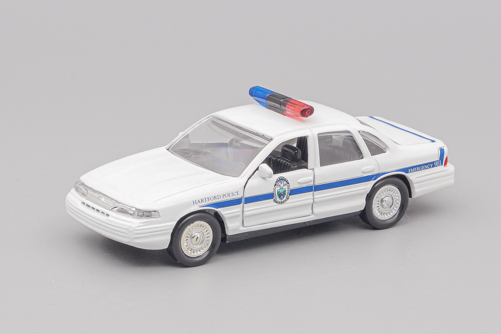 1:43 (Б/У) FORD Crown Victoria (1992) Hartford Connecticut Police 1997, white - RC050