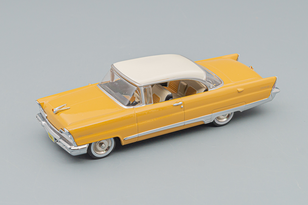 1:43 LINCOLN Premiere Coupe (1956), sienna - 43006C