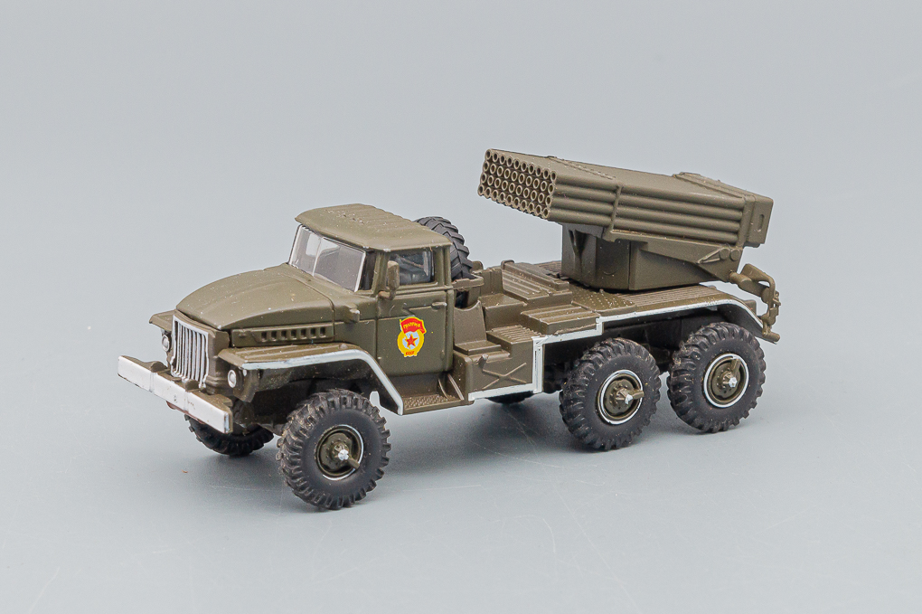 1:72 БМ-21 'Град' (Уральский 4320), Русские танки 33 - RT033