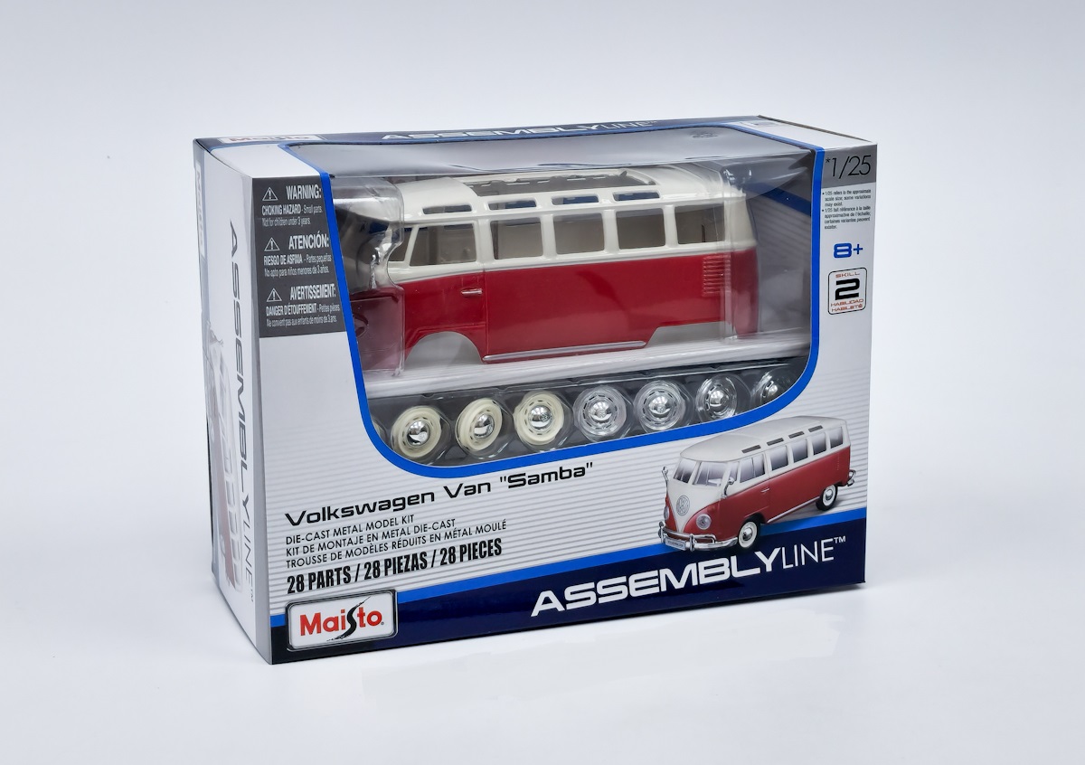 1:25 Сборная модель VOLKSWAGEN T1 Samba Minibus (1962), Red Ivory - 39956R