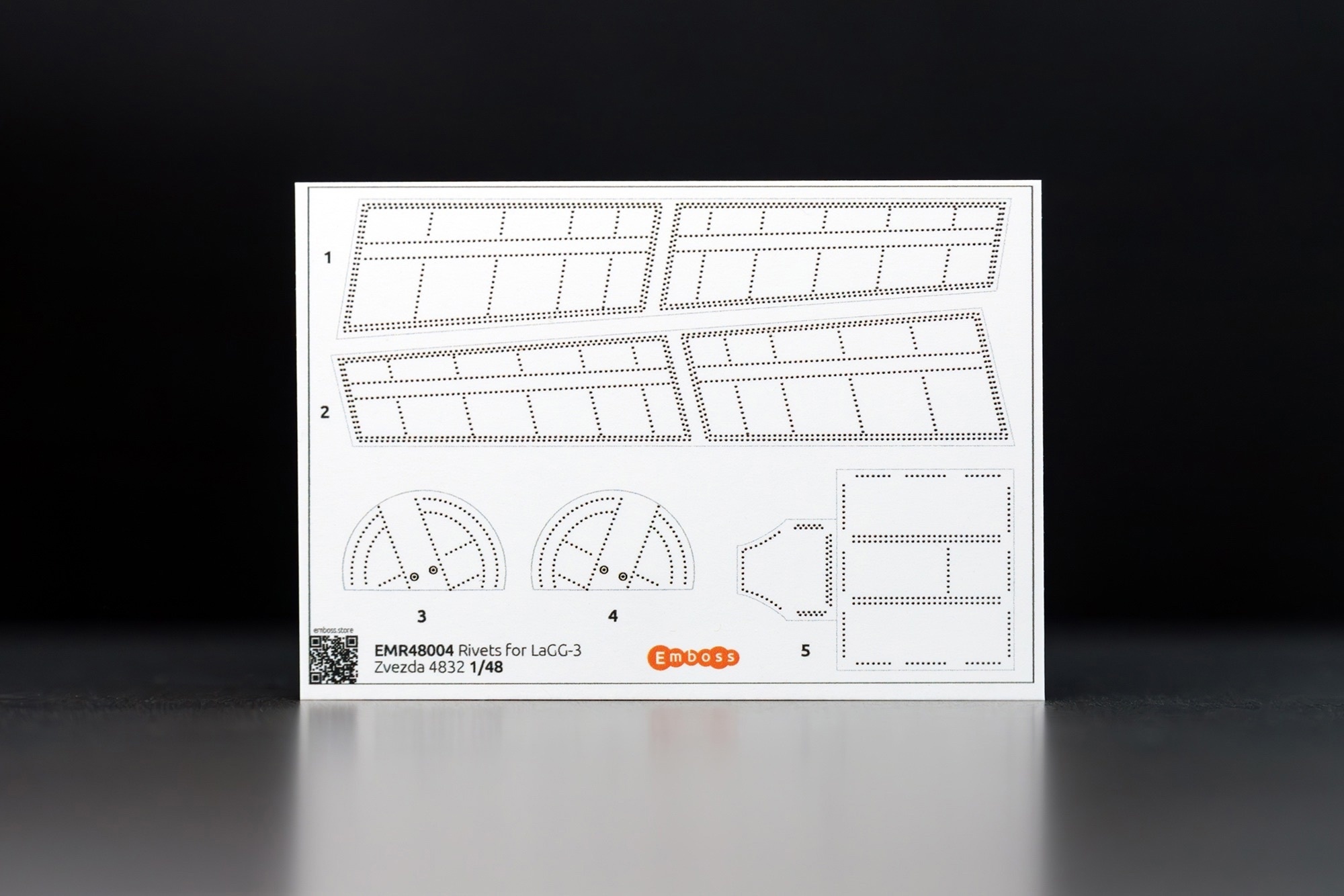 1:48 Декаль Набор заклепочных рядов на тонком лаковом слое для модели фирмы 'Звезда' ЛаГГ-3 (4833) - EMR48004