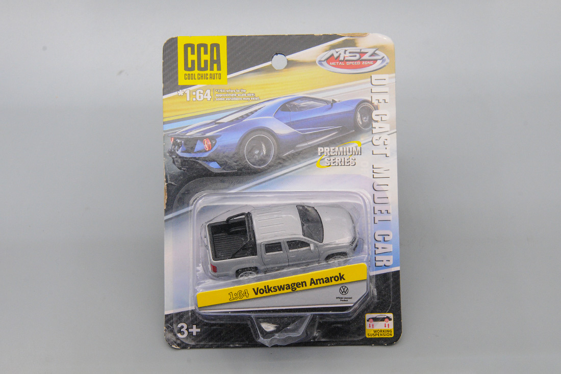 1:64 Volkswagen Amarok (СЕРЫЙ) - 515833