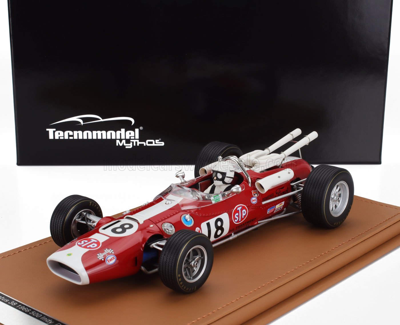 1:18 LOTUS Type 38 №18 Indianapolis Indy 500 (with Pilot Figure) (1966) Al Unser, Red White - TMD18-319D