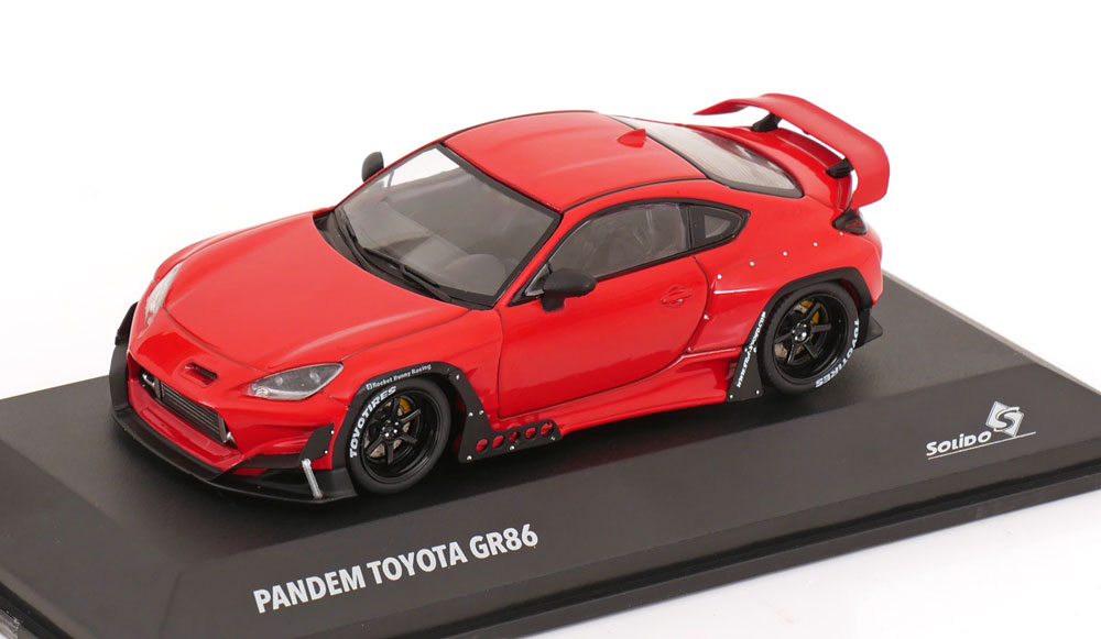 1:43 TOYOTA GR86 PANDEM, red metallic - S4315103