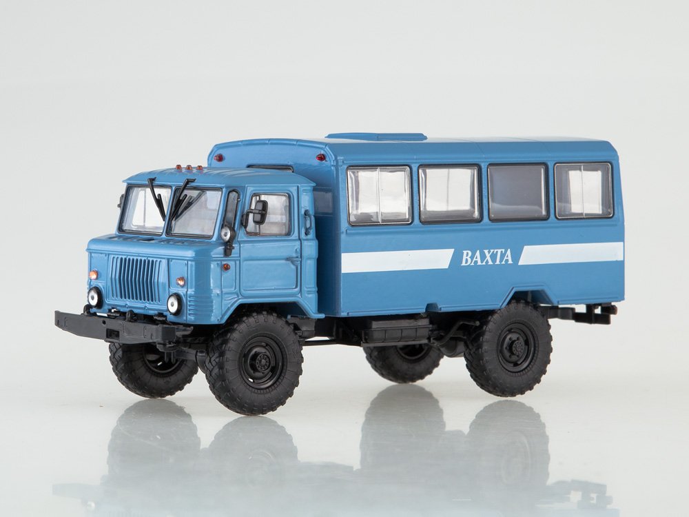 1:43 Вахтовый автобус НЗАС-3964 на шасси Горький-66, голубой / белый - 100848