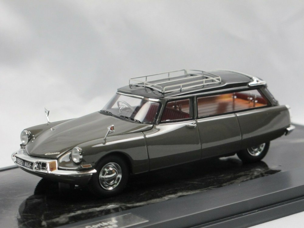 1:43 CITROEN ID19 Cortege Slough Factory Hearse (катафалк) 1962 Grey - MX40304-012