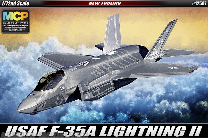 1:72 Сборная модель USAF F-35A Lightining II - 12507
